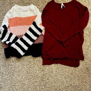 Bundle of 2 sweaters